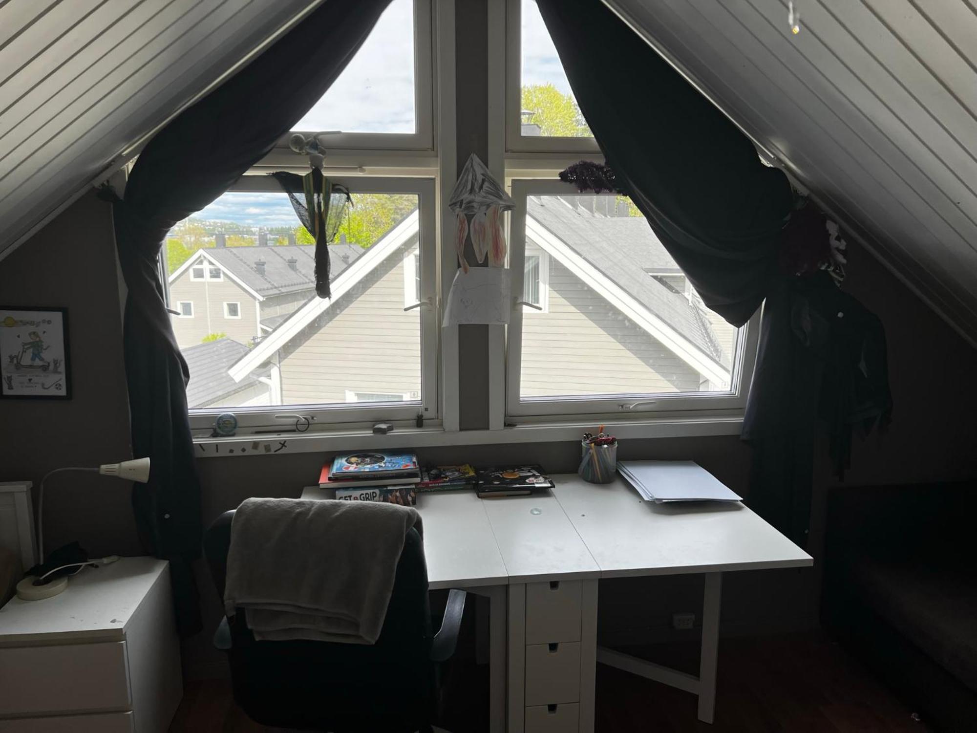 Loftroom In Townhouse Oslo 1 Singel Bed 1 Double Bed Privatunterkunft
